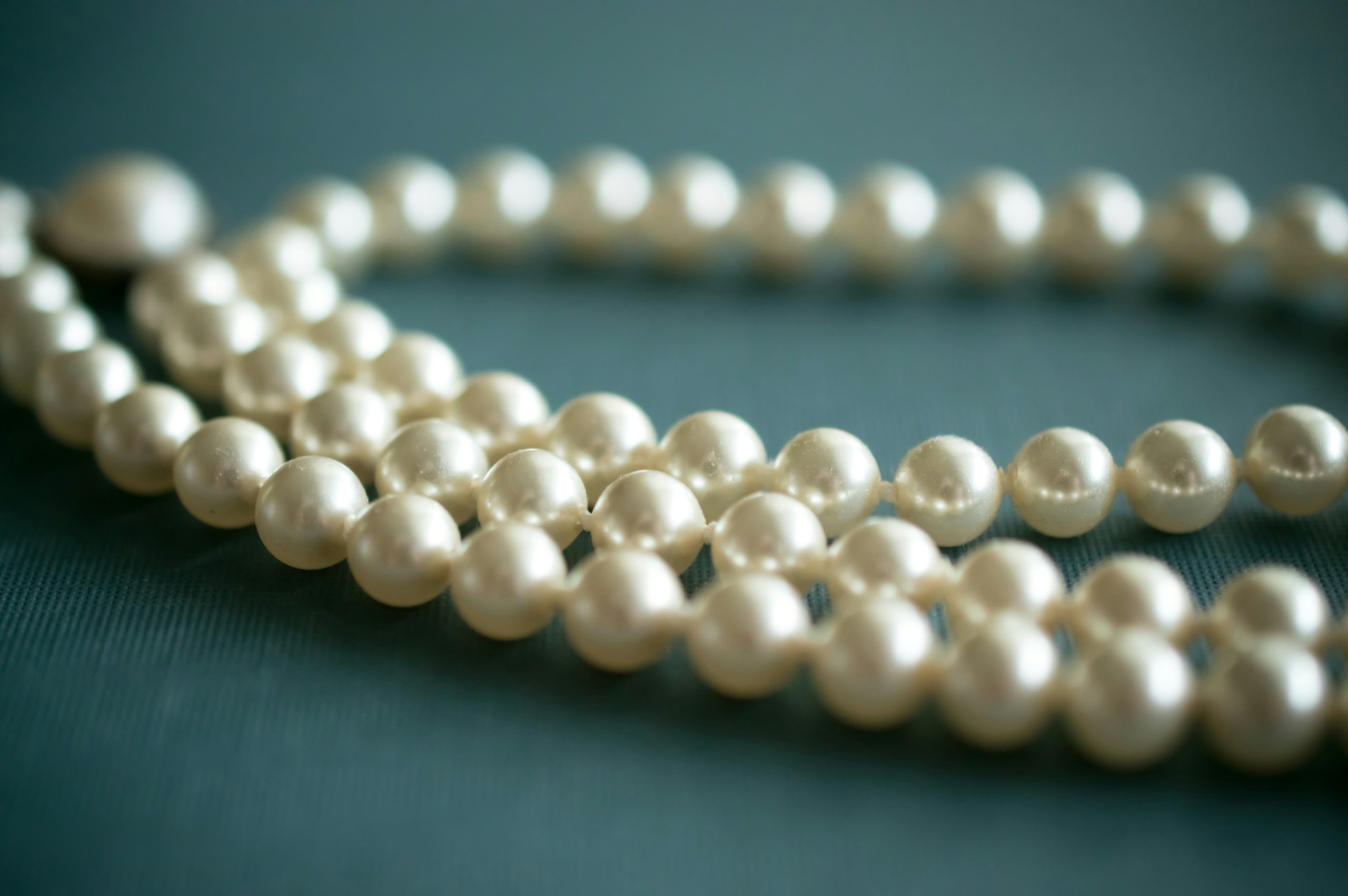Comment se constituer une collection de bijoux de qualité sans se ruiner